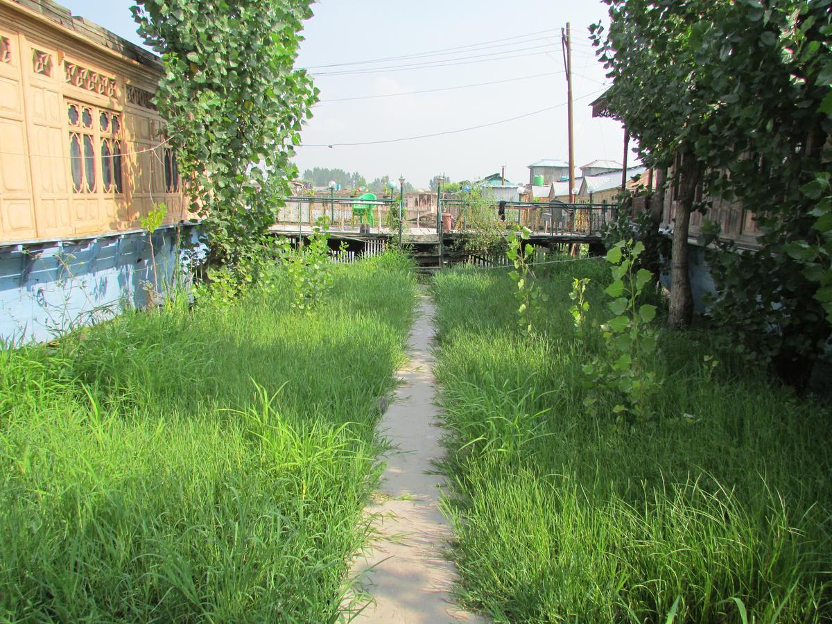 Bed and Breakfast House Boat New Manora Srīnagar Exteriér fotografie